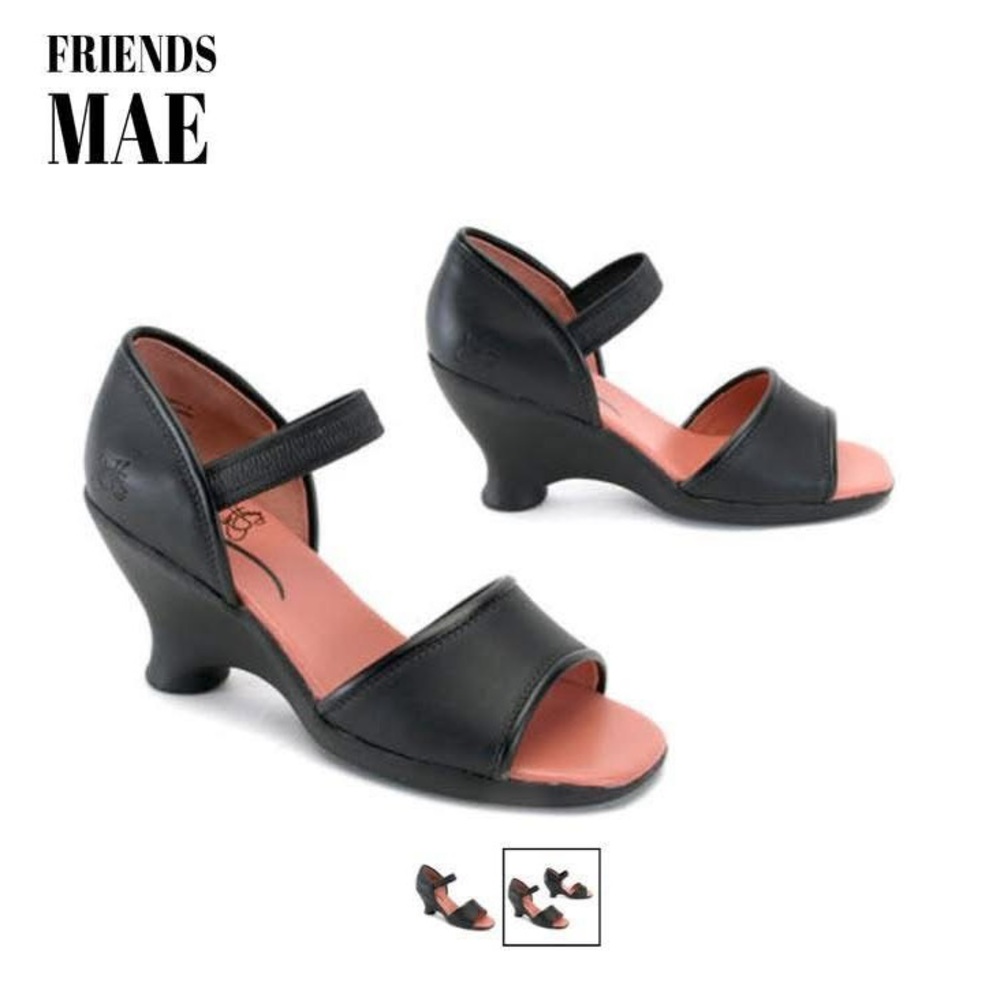 Fluevog sandals